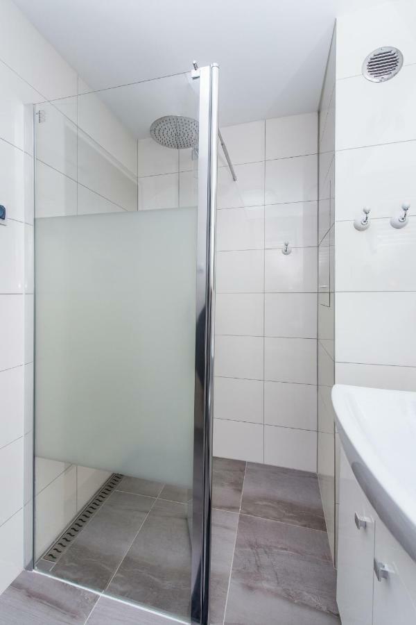 Apartment Above Motlawa Γκντανσκ Εξωτερικό φωτογραφία